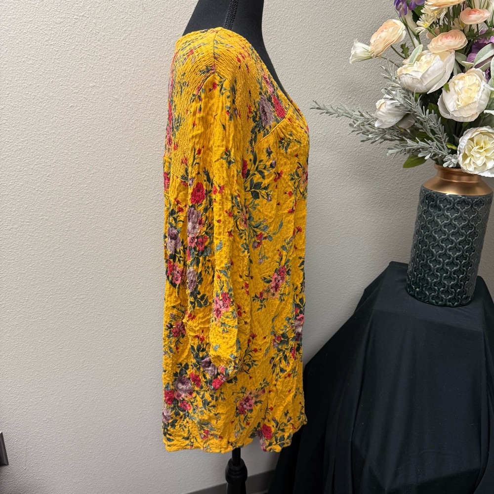 Torrid Floral Boho Tunic 5 | Mustard Yellow Crinkle V-Neck Top Fall Festival - Picture 4 of 8